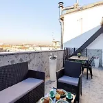 Luxury Elegant Penthouse 3 Bedrooms, 2 Bathrooms