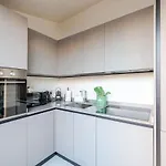 Luxury Elegant Penthouse 3 Bedrooms, 2 Bathrooms Milán