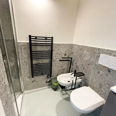 Luxury Elegant Penthouse 3 Bedrooms, 2 Bathrooms * Milán
